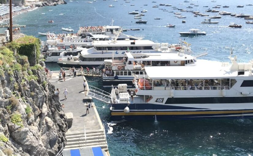 Approdo traghetti Positano